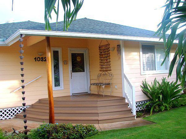 Charming Front Porch in Private Gated Yard