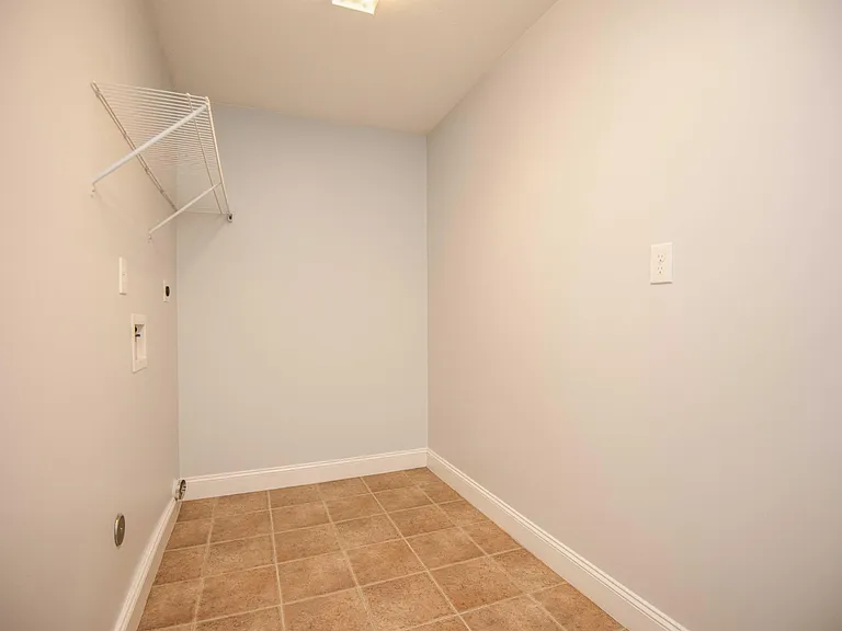 1509 Chariot Ln #H — Photo 19