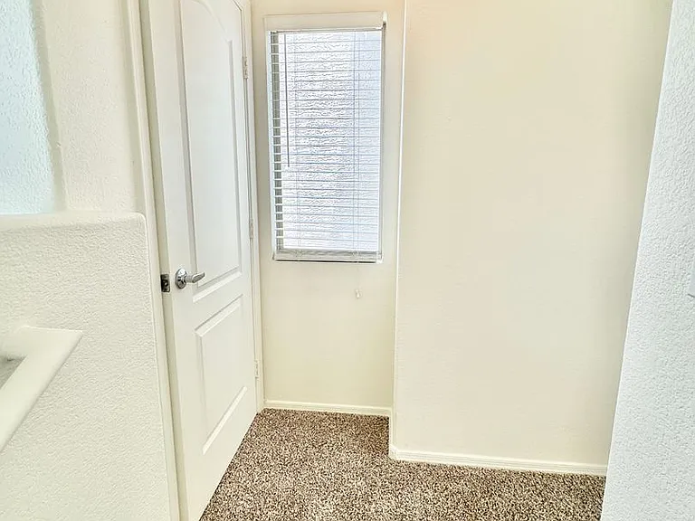 2402 E 5th St #1604 — Photo 17