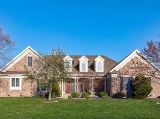 518 Niblick Dr, Caseyville, IL 62232