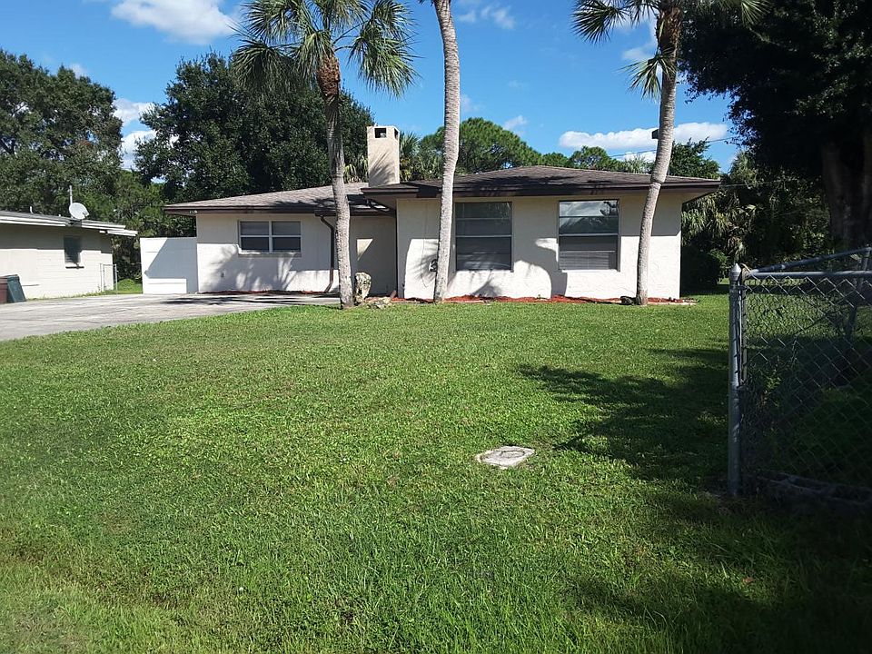1st image of 2120 E Gardenia Cir