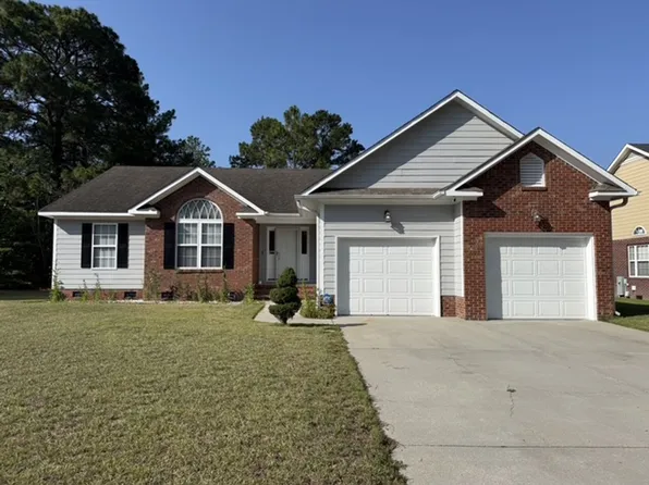 6808 Jacobs Creek Cir, Fayetteville, NC 28306