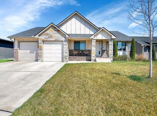 1252 E Outland Ct, Goddard, KS 67052