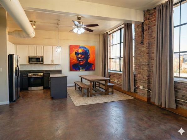 1301 Market St APT 305