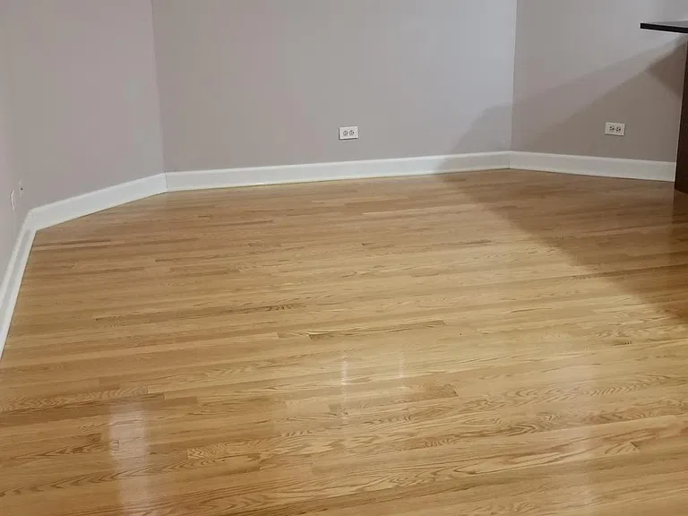 1651 W Pratt Blvd — Photo 12