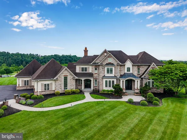 2740 Allen Glen Dr, Mechanicsburg, PA 17055