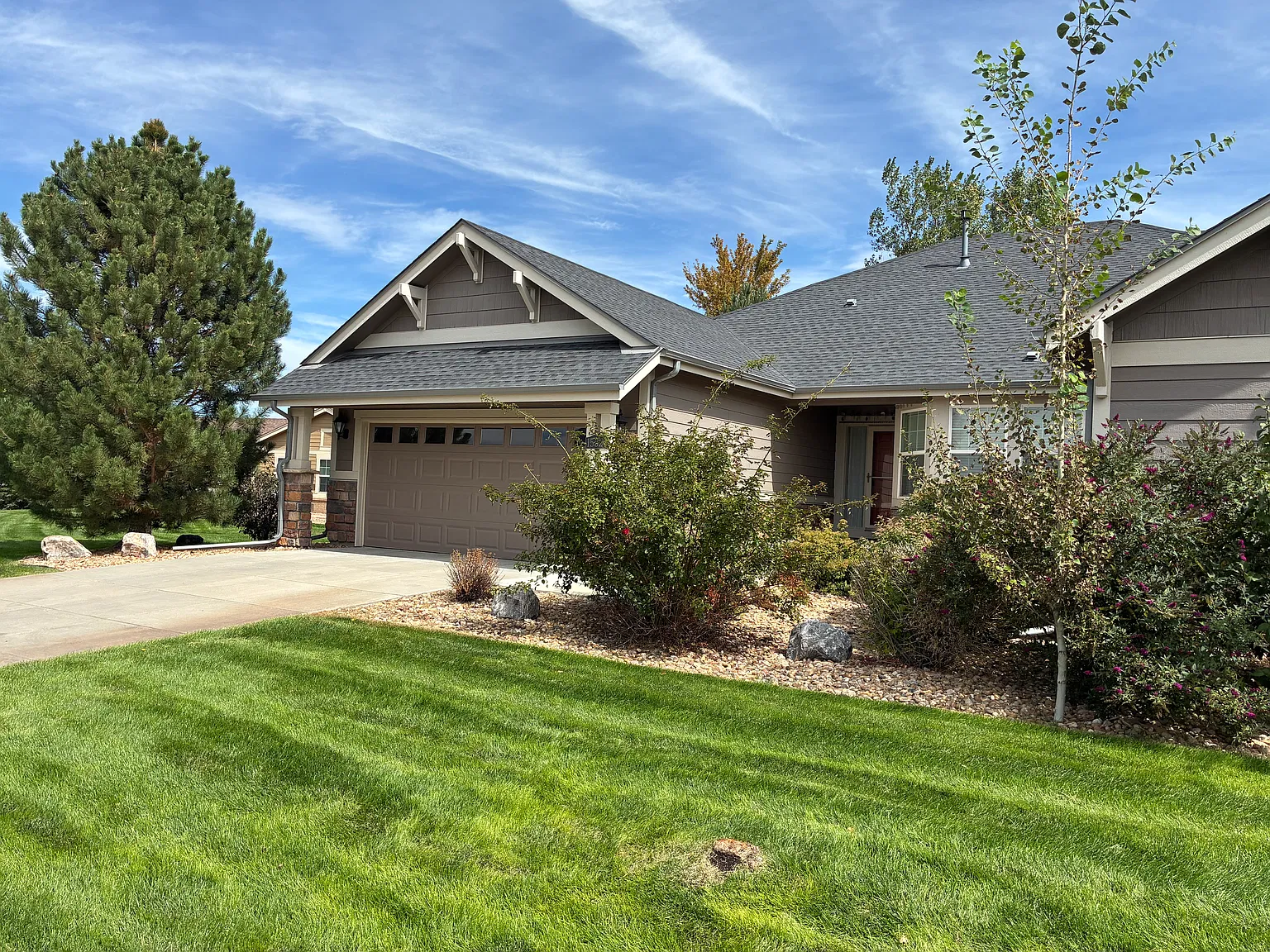 15324 Heritage Cir — Photo 2