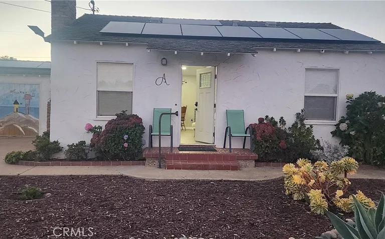 2534 Callender Rd — Photo 1