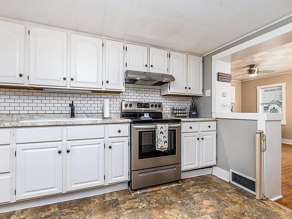 2nd image of 1155 Rosedale Ave