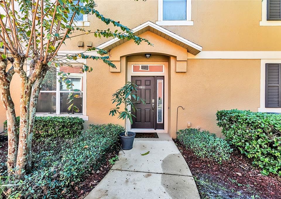 1st image of 2211 PINE OAK TRAIL