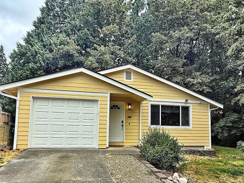 3365 SE Carmae Dr
