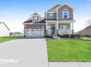 669 Richards Dr, Clarksville, TN 37043