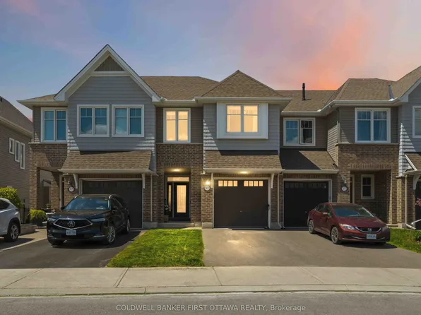 369 Mishawashkode St, Ottawa, ON K4A 1E9