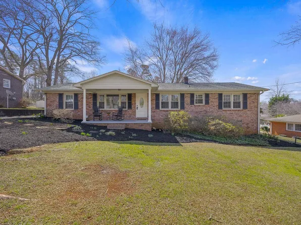 19 Arlene Dr, Greenville, SC 29617
