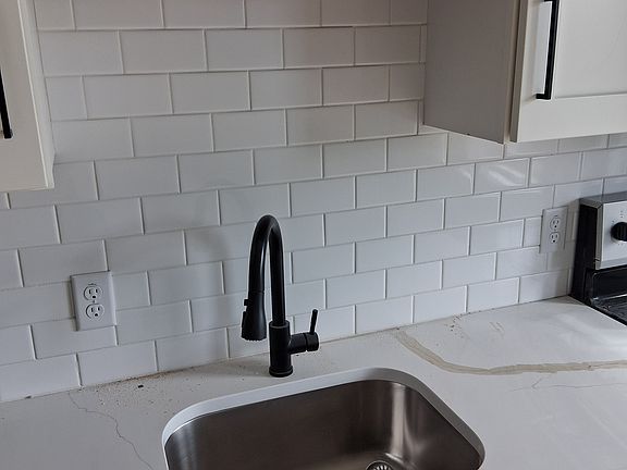 5th image of 329 N Mulberry St #9