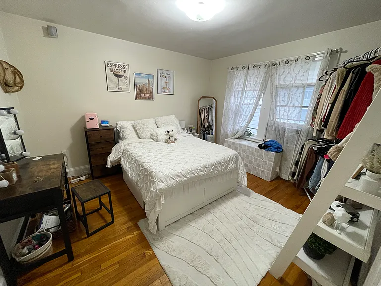 200-208 Freeman st units — Photo 6