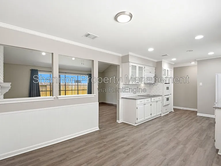 6215 Autumn Arbor Dr — Photo 11