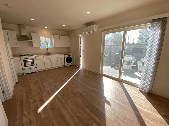 Kitchen & Living Room