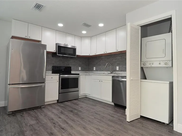 8633 Fancy Finch Dr #201 — Photo 7