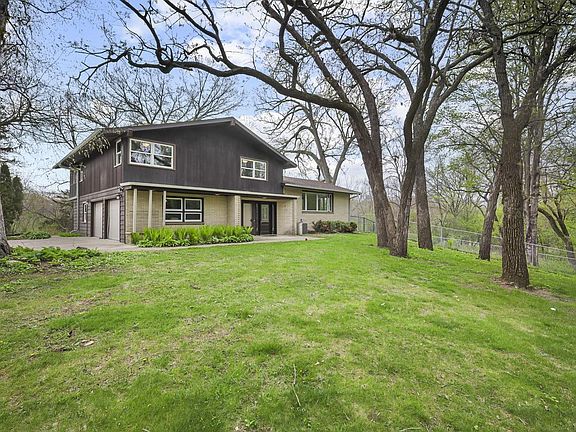 5th image of 1004 Ridgewood Drive