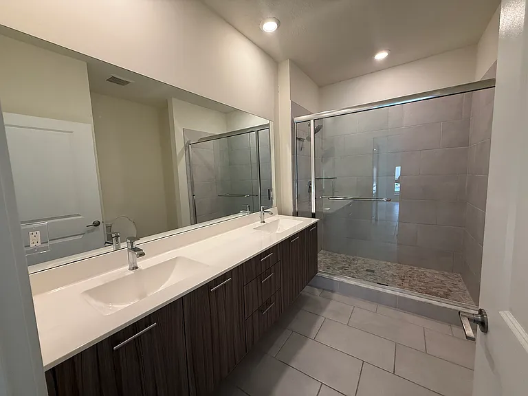 8201 NW 41st St #412 — Photo 9