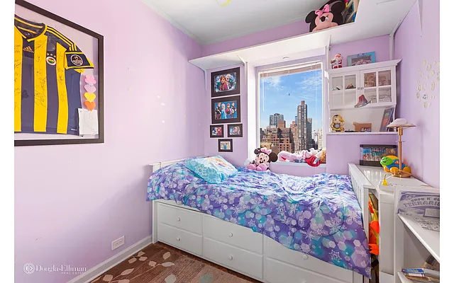 Sold by Douglas Elliman | media 31