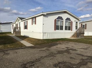 8221 Hidden Holw, Fenton, MI 48430
