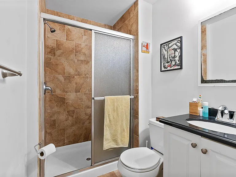 1623 Edgley St — Photo 4