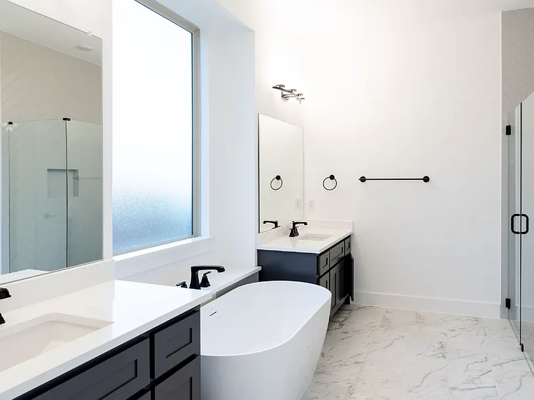 14902 Hometown Dr — Photo 15
