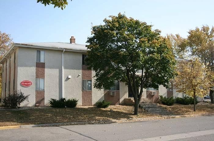 1st image of 135 13th Ave S APT B3