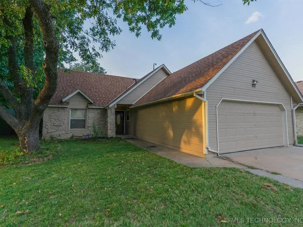 1541 E 75th Ct, Tulsa, OK 74136