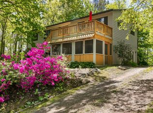 46 New Lite Rd, Fairview, NC 28730