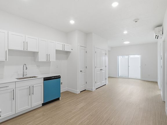 2nd image of 2085 N Main St #201