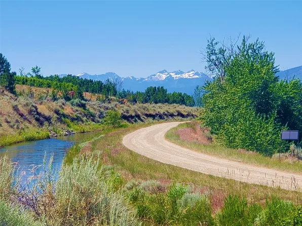 1683 Spartan Ln, Corvallis, MT 59828