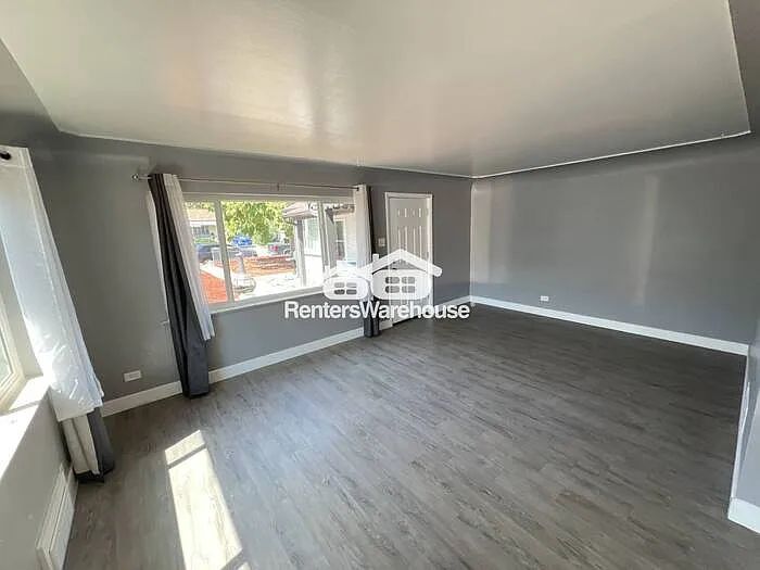 342 S Alcott St #A — Photo 4