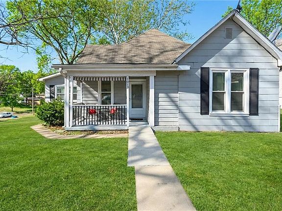 3rd image of 1013 S 4th St