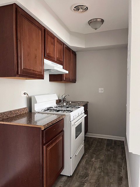 1st image of 1504 N 22nd Ave #B3