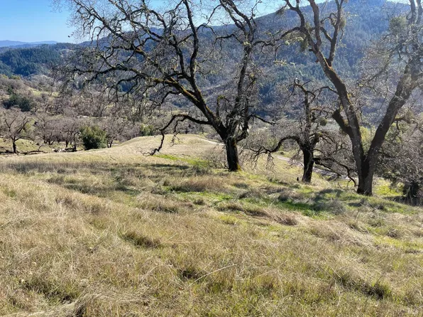 2301 Baywood Way, Willits, CA 95490