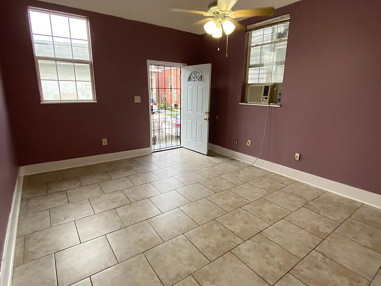 2232 Iberville St — Photo 9