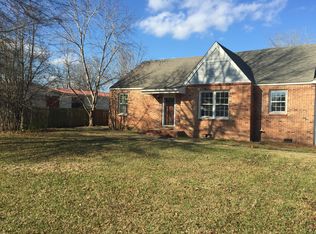 1079 S Perkins Rd, Columbus, MS 39705