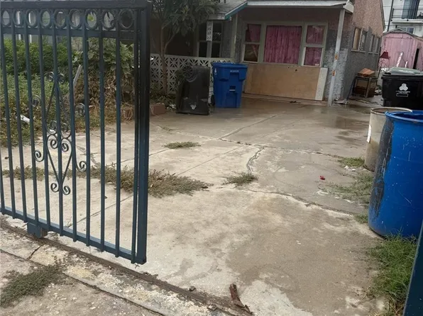 1606 W 206th St, Torrance, CA 90501