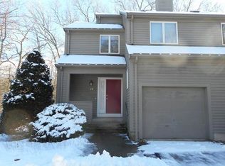 10 Poppasquash Rd, North Attleboro, MA 02760