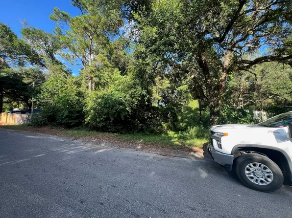 4611 W Bellarose St, Tallahassee, FL 32305