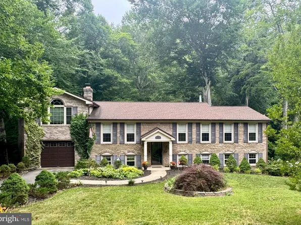 5317 Lily Ct, La Plata, MD 20646