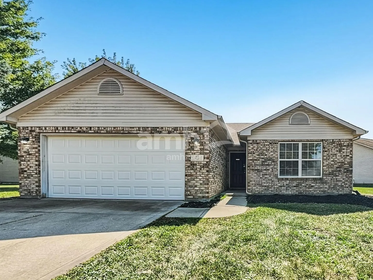 3 bed, 2.0 bath, 1407 sqft, $1,795 — Photo 1