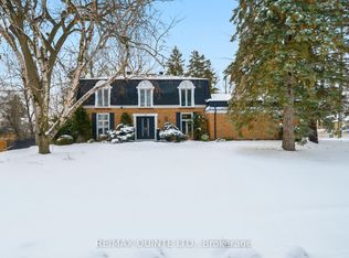 22 Forest Hill Cres, Belleville, ON K8N4M5