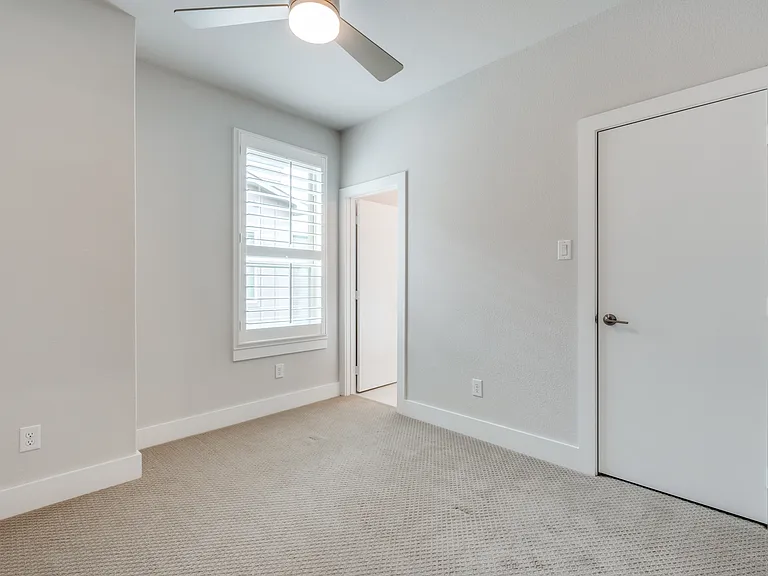 1805 Granite Falls Ct — Photo 17