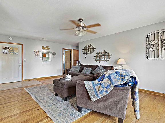 4th image of 21 James Way