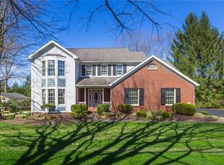 200 Woodbine Dr, Beaver, PA 15009