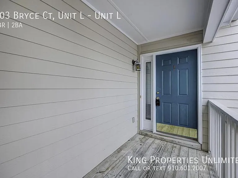 803 Bryce Ct #L — Photo 29
